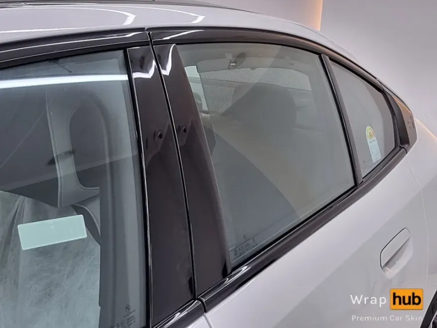BMW 5 Seriesのカーラッピング事例|費用目安・仕上がり 施工写真 1-2