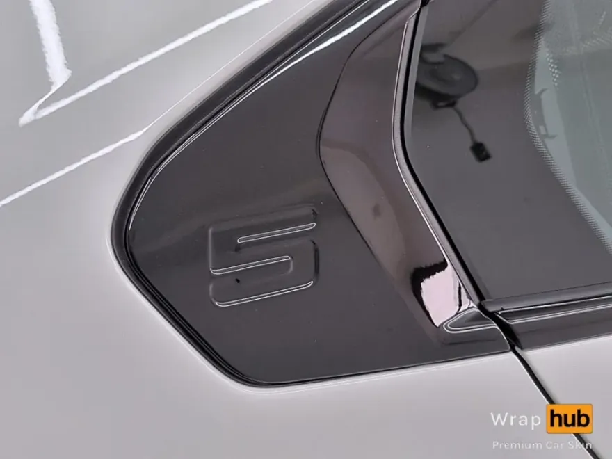 BMW 5 Seriesのカーラッピング事例|費用目安・仕上がり 施工写真 2-2