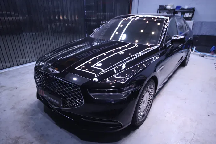 Genesis G90のガラスコーティング事例|費用目安と仕上がり 施工写真 2-2