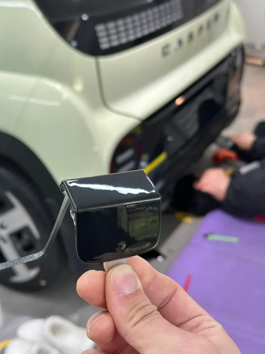 Hyundai Casper Electricのカーラッピング事例|費用目安・仕上がり 施工写真 3-2