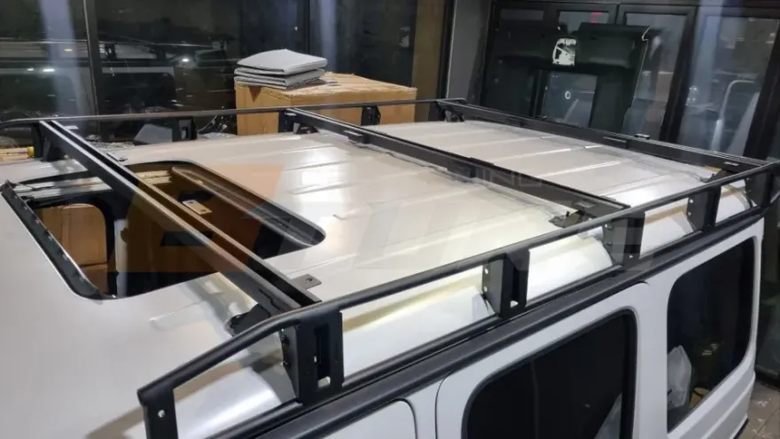 Mercedes-Benz G-Wagon body kit - Mercedes-Benz G-Wagon Body Kit Installation Review photo 2