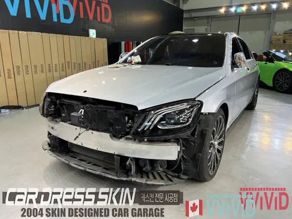 Mercedes-Benz S-Classのカーラッピング事例|費用目安・仕上がり 施工写真 2-1