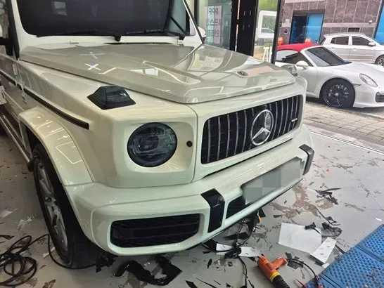 Mercedes-Benz G-Wagonのカーラッピング事例|費用目安・仕上がり 施工写真 1-3