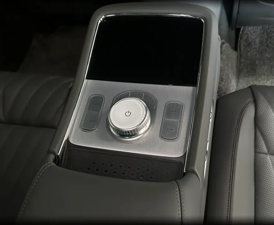 Genesis G90 oem options - Genesis G90 OEM Options Review: Cost & Results photo 3