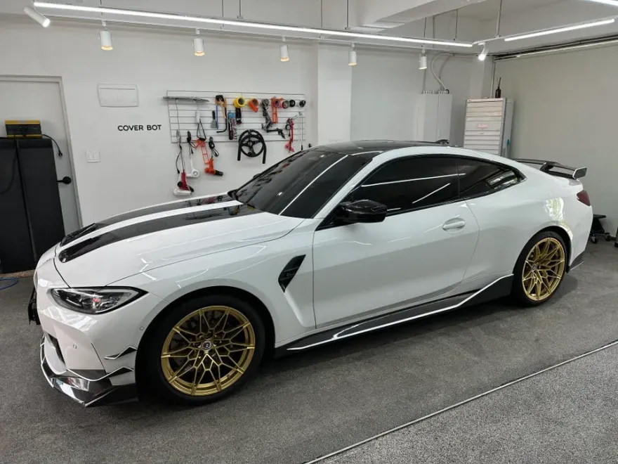 BMW M4 G82のカーラッピング事例|費用目安・仕上がり 施工写真 3-2