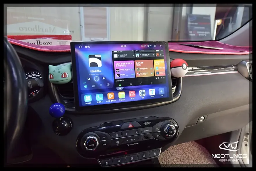 Kia Sorento UMのAndroid Auto・CarPlay取付事例 施工写真 1-2