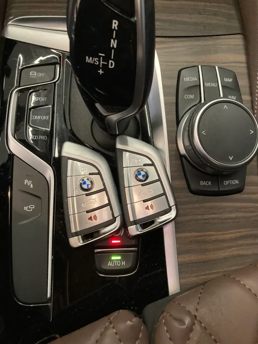 BMW 5 Series G30 oem options - BMW 5 Series G30 OEM Options Review: Cost & Results photo 3
