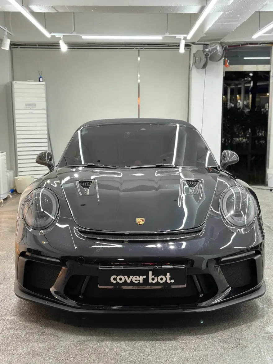 ポルシェ 911 Targaのカーラッピング事例|高光沢フィルム 施工写真 3-3