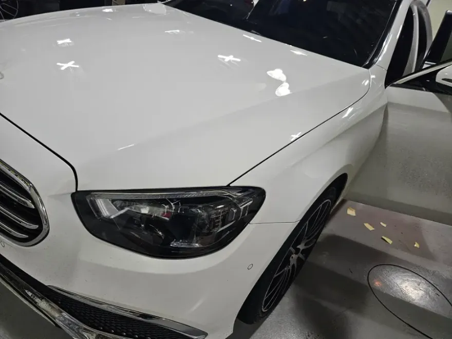 Mercedes-Benz E-Class W213 car audio installation result
