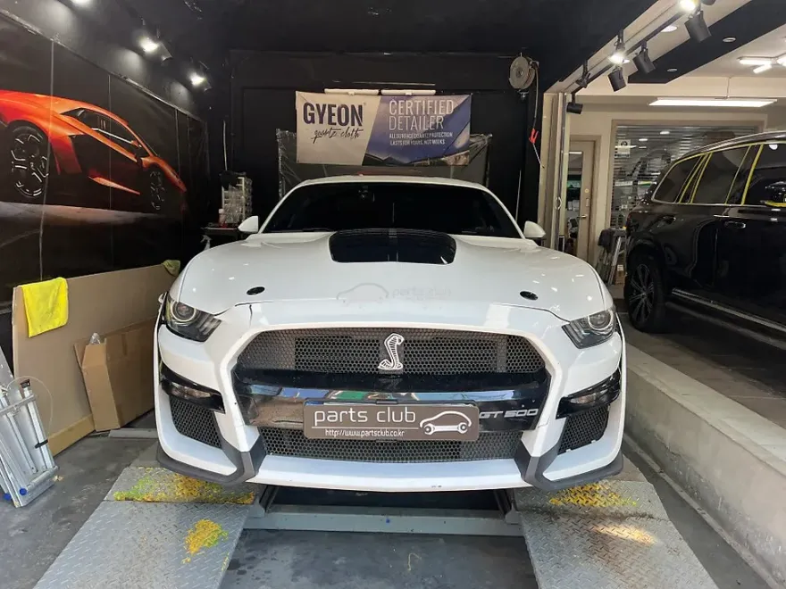 Ford Mustang body repair installation result