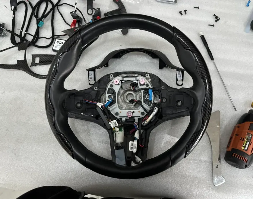 BMW 5 Series G30 steering wheel - BMW 5 Series G30 Steering Wheel Customization Review photo 4
