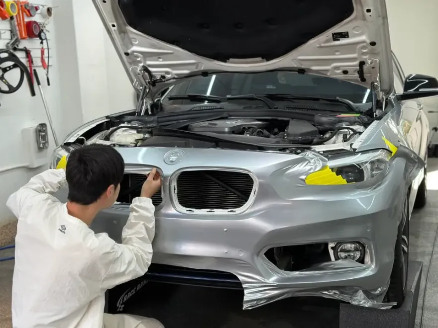 BMW 1 Series F20 GTシルバーラッピング事例｜費用目安・仕上がり 施工写真 2-3
