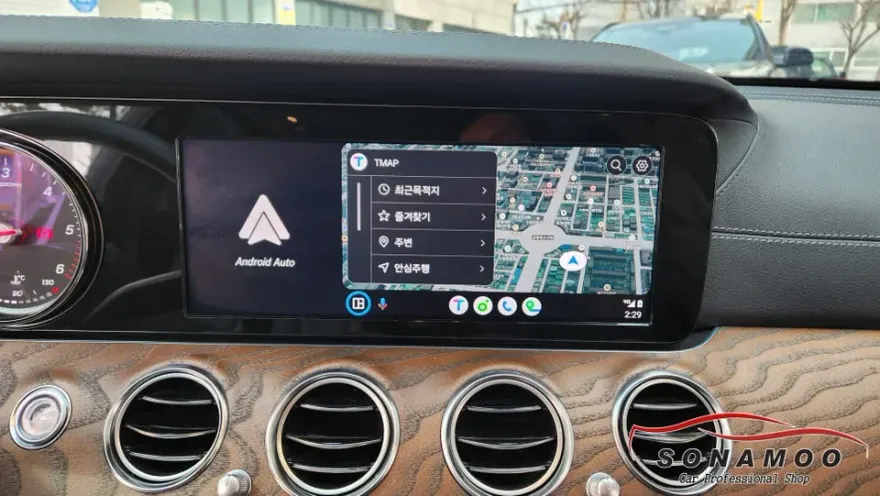 Mercedes-Benz E-Class W213 android head unit installation result