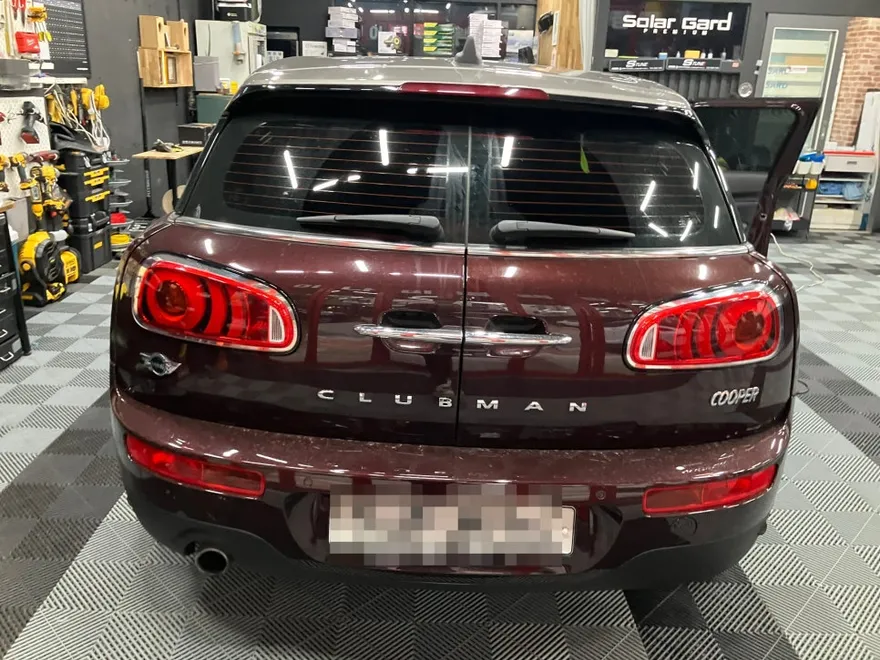 MINI Clubmanのドラレコ取付事例|費用目安・仕上がり 施工写真 1-1