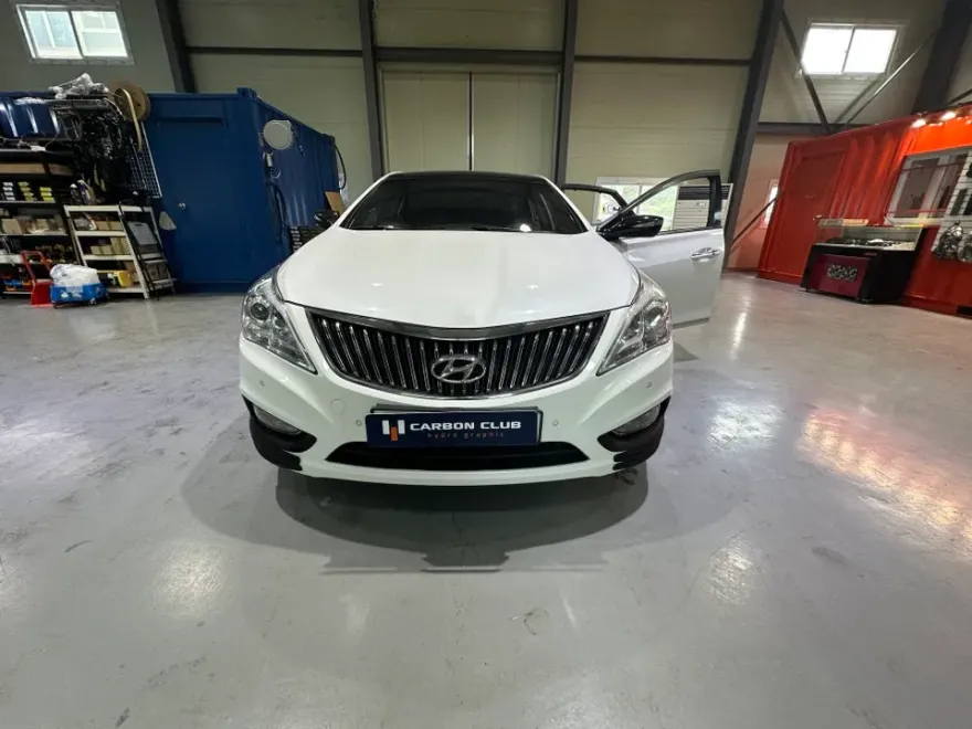 Hyundai Grandeur HG interior customization installation result