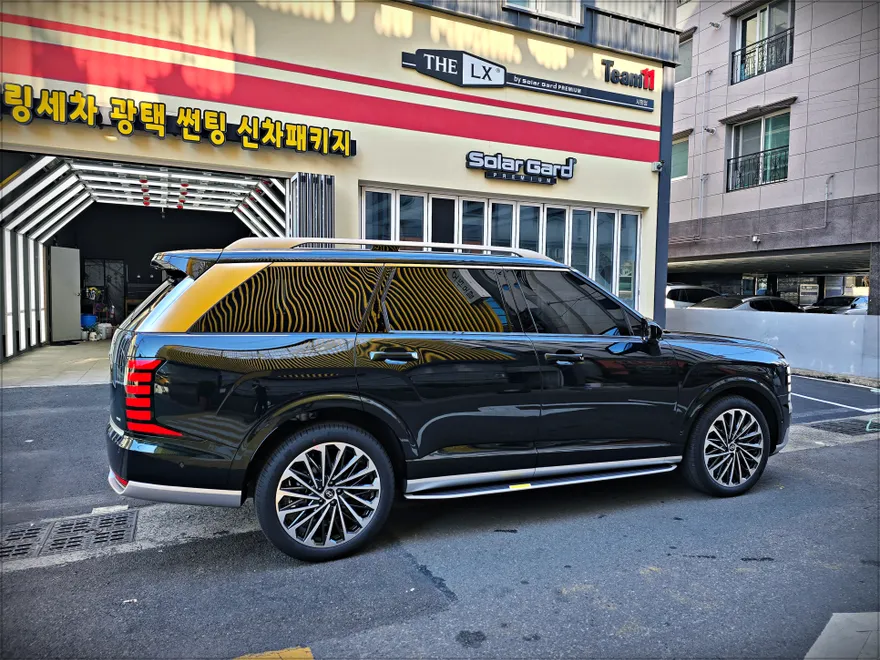 Hyundai Palisadeのガラスコーティング事例｜費用目安・仕上がり 施工写真 2-2