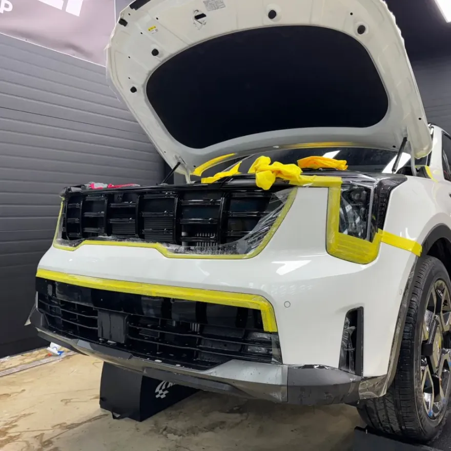 Kia SorentoのPPF施工事例|費用目安と仕上がり 施工写真 1-3