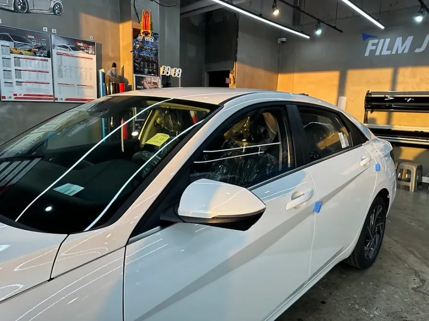 Hyundai Elantra CN7のカーフィルム施工事例｜費用目安・仕上がり 施工写真 2-2