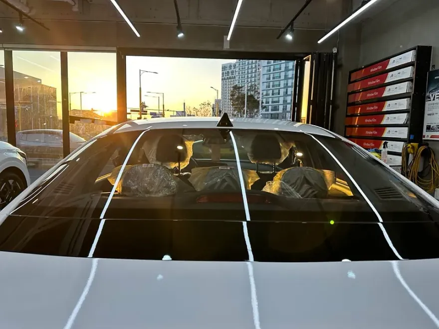 Hyundai Elantra CN7のカーフィルム施工事例｜費用目安・仕上がり 施工写真 3-2