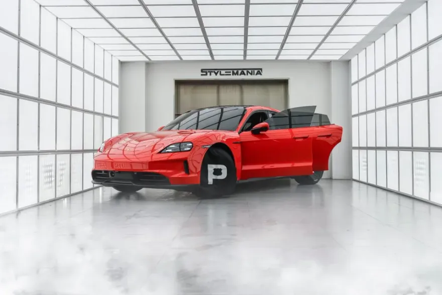 Porsche Taycan PPF施工事例|費用目安と仕上がり 施工写真 2-1