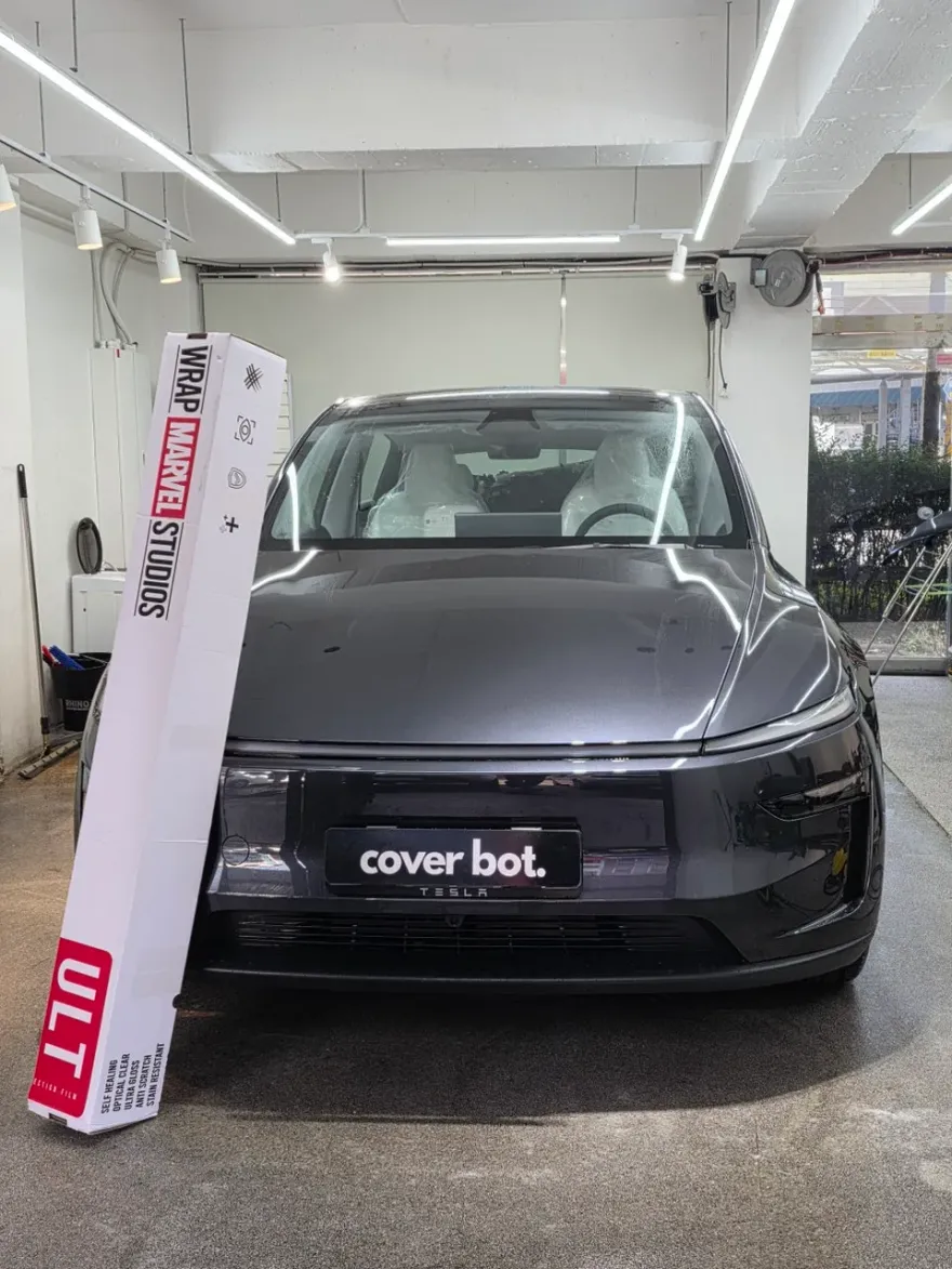 Tesla Model Y PPF施工事例｜無光フィルムで個性を演出 施工写真 1-2