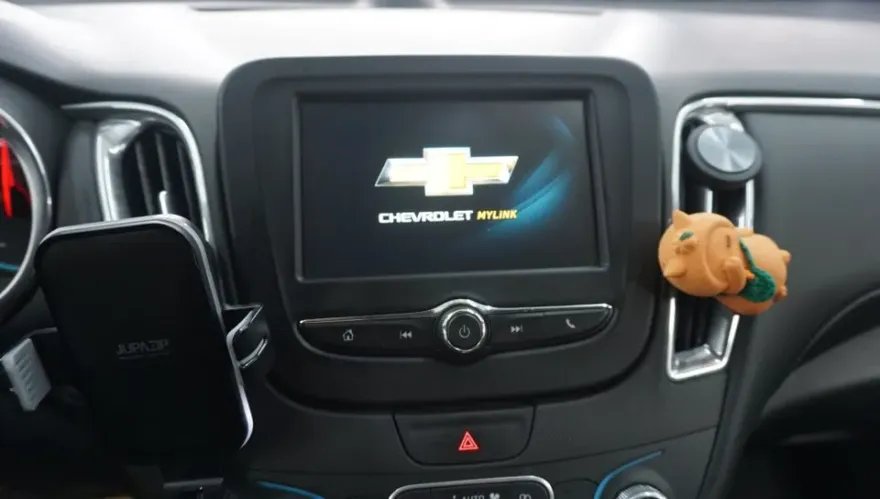 Chevrolet Malibu oem options - Chevrolet Malibu OEM Options Review: Factory Upgrade Cost photo 2