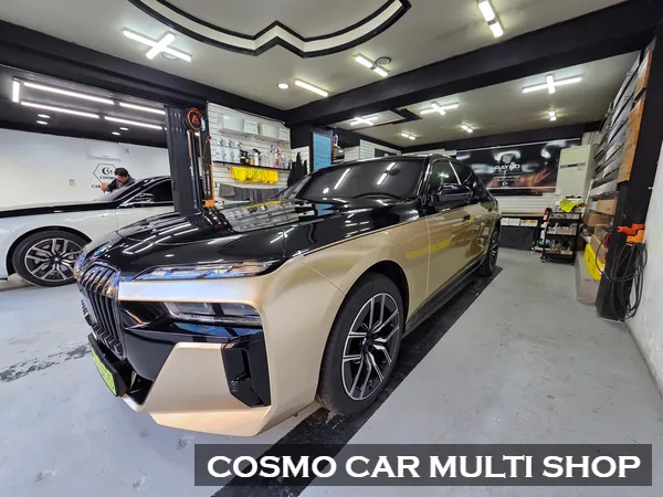 BMW i7 PPF施工事例|デュアルカラーとクローム除去 施工写真 2-3