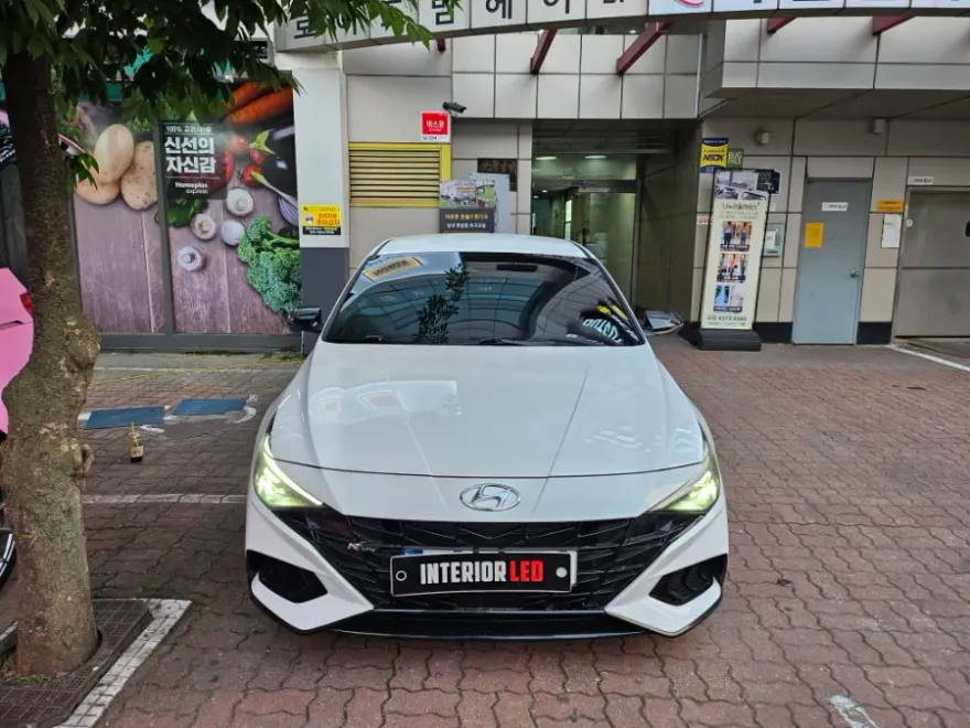 Hyundai Elantra CN7 ambient lighting installation result