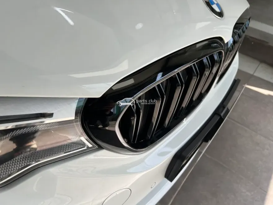 BMW 5 Series G30のブラックパーツ交換事例|費用目安・仕上がり 施工写真 3-2