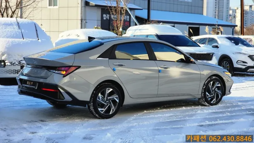 Hyundai Elantra CN7のカーフィルム施工事例｜費用目安・仕上がり 施工写真 3-3