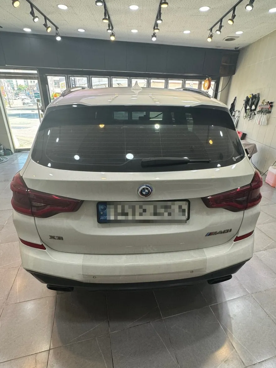 BMW X3のガラスコーティング事例|費用目安・仕上がり 施工写真 2-2