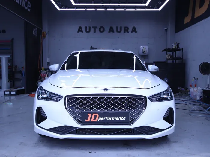Genesis G70のカーラッピング事例|費用目安・仕上がり 施工写真 3-3