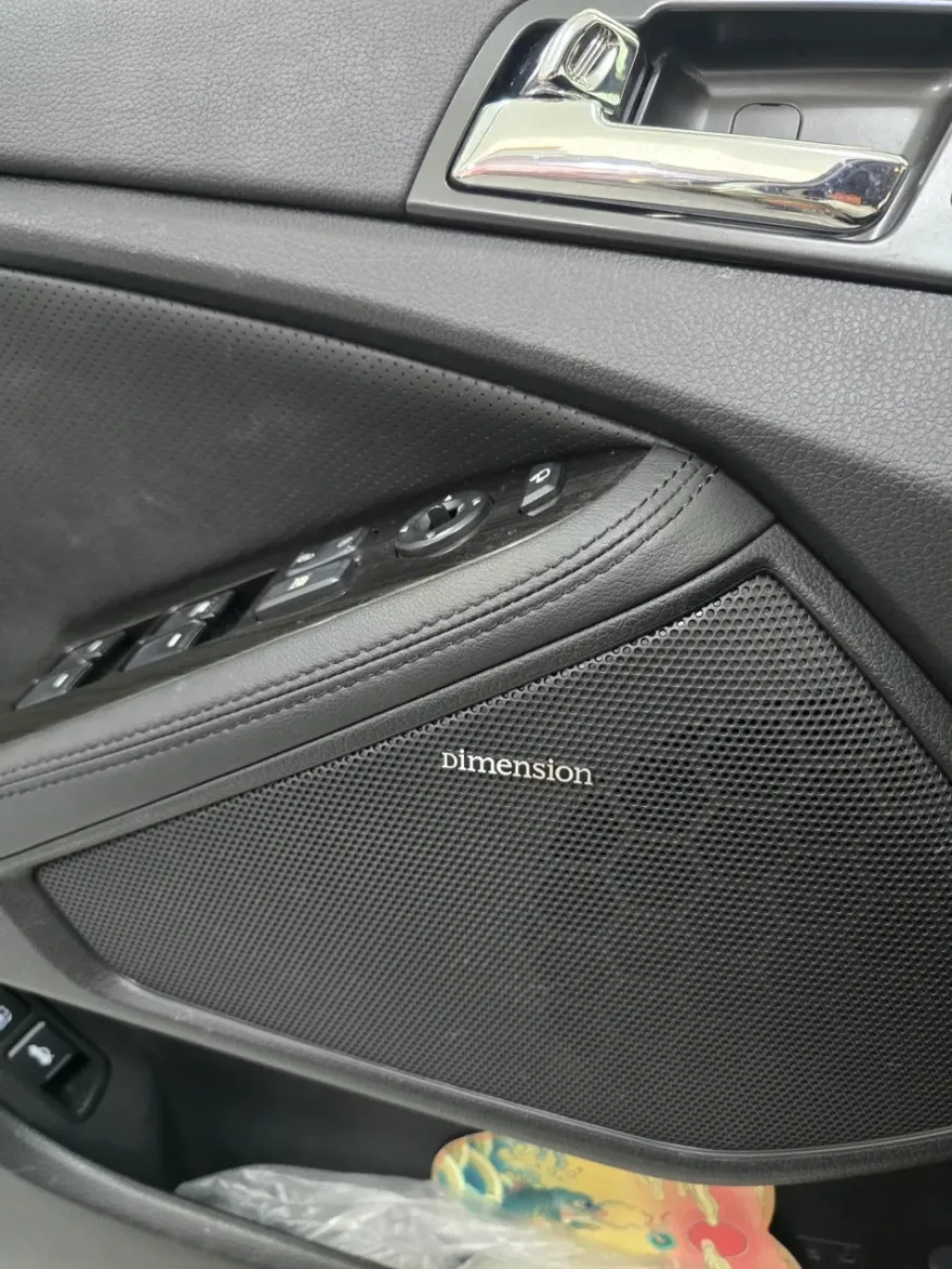 Kia K5 1st GenのAndroid Auto・CarPlay取付事例 施工写真 3-1