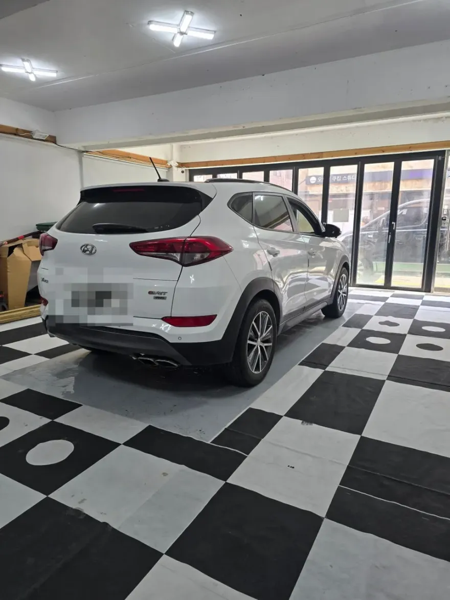 Hyundai TucsonのAndroid Auto・CarPlay取付事例 施工写真 2-2