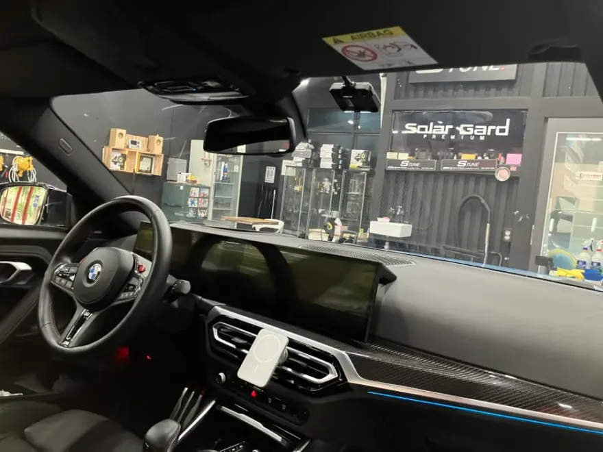 BMW M2のカーフィルム施工事例|費用目安・仕上がり 施工写真 1-2
