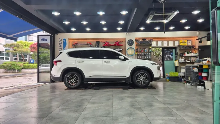 Hyundai Santa Fe TM body kit installation result