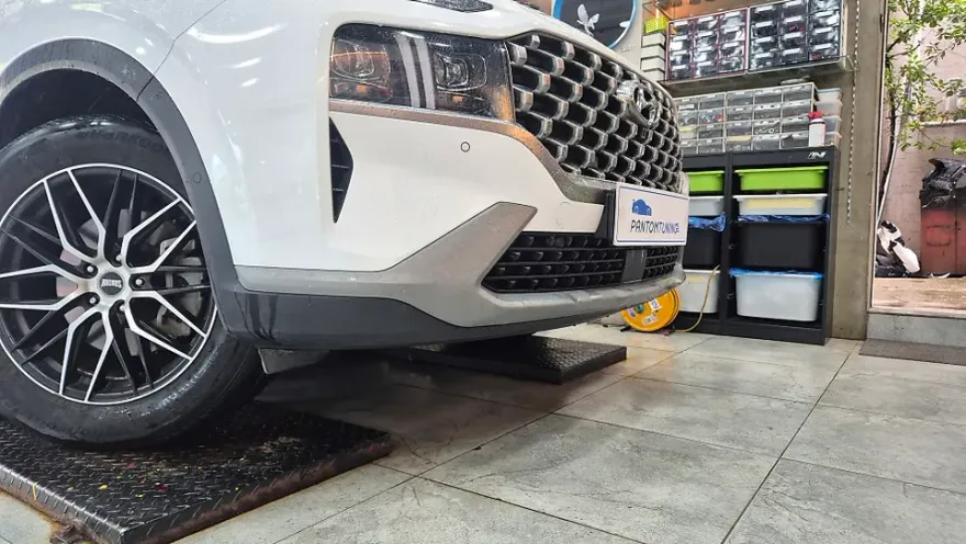 Hyundai Santa Fe TM body kit - Hyundai Santa Fe TM Body Kit Installation Review photo 3
