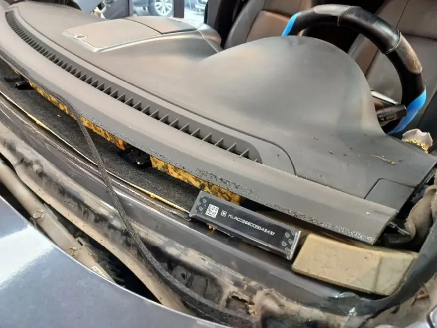 Chevrolet Captivaのカーフィルム施工事例｜費用目安・仕上がり 施工写真 3-1