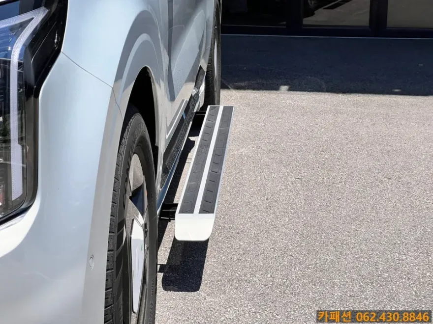 Kia Carnival KA4 body kit - Kia Carnival KA4 Body Kit Installation Review photo 4