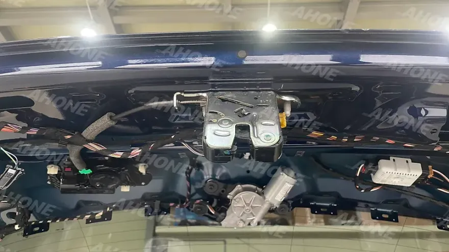 Volkswagen Tiguan body repair - Volkswagen Tiguan Body Repair & Painting Review photo 3