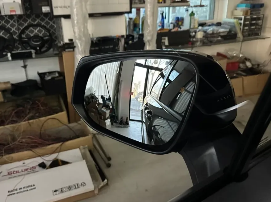 Toyota Siennaのカーフィルム施工事例｜費用目安・仕上がり 施工写真 1-2