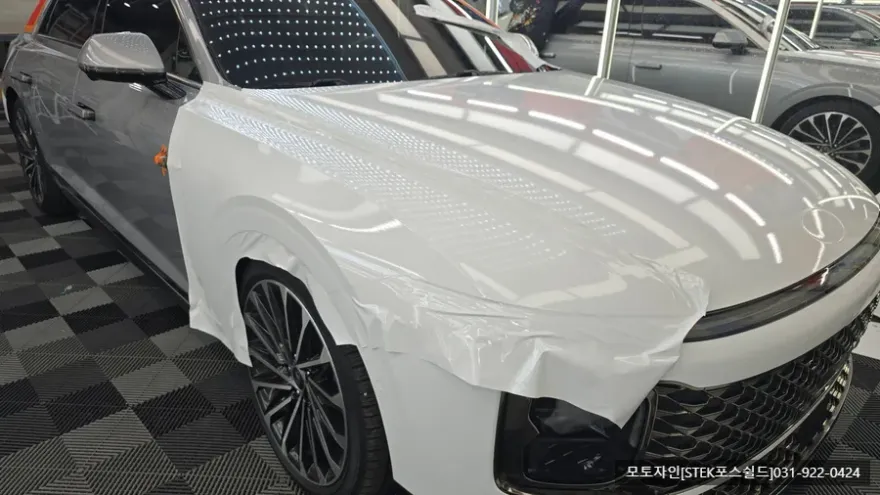Hyundai Grandeur GN7のカーラッピング事例|費用目安・仕上がり 施工写真 3-2