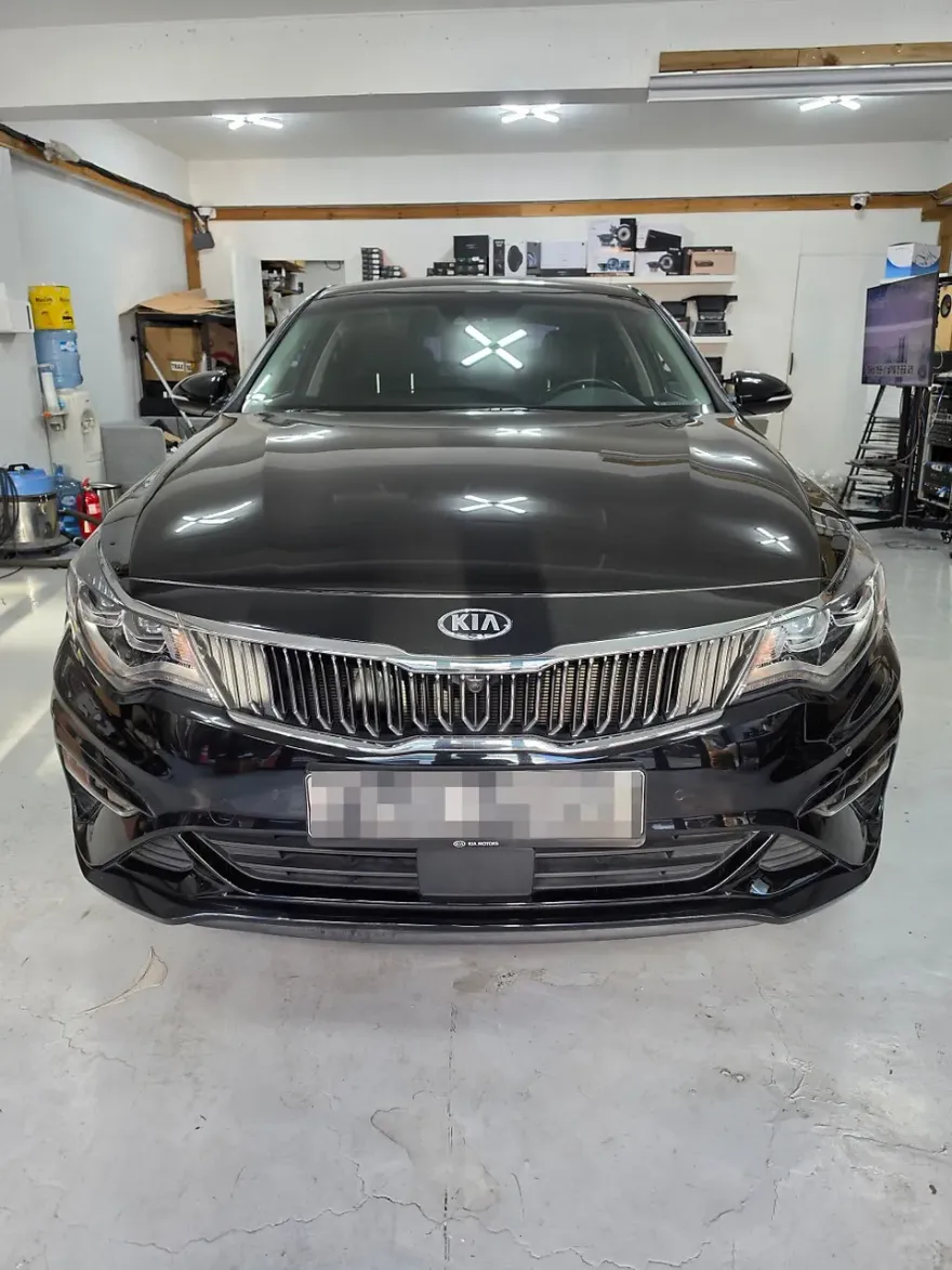 Kia K5のAndroid Auto・CarPlay取付事例 施工写真 1-1
