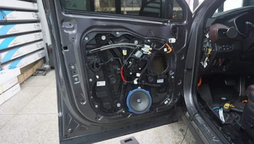 Hyundai Santa Fe TM ambient lighting - Hyundai Santa Fe TM Ambient Lighting Review — Cost & Results photo 4