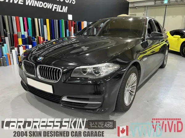 BMW 5 Series F10 カーラッピング事例|費用目安・仕上がり 施工写真 1-1