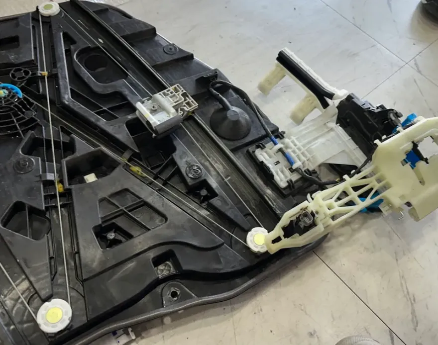Kia Carnival KA4 oem options - Kia Carnival KA4 Oem Options Installation Review — Cost photo 5