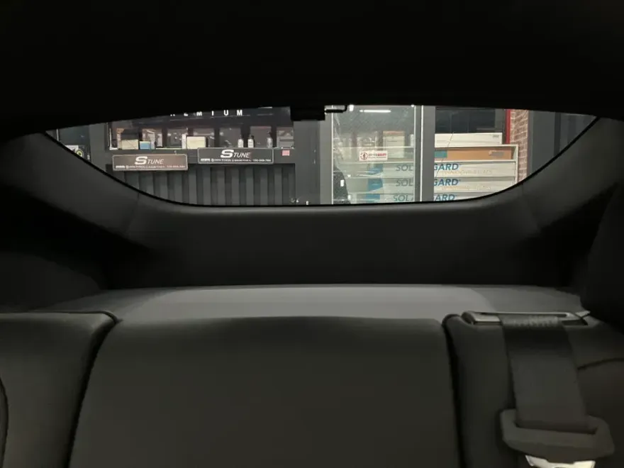 Tesla Model Yのカーフィルム施工事例|費用目安・仕上がり 施工写真 3-3