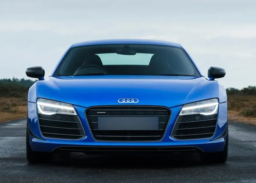 Audi R8 body kit - Audi R8 Body Kit Installation Review photo 3