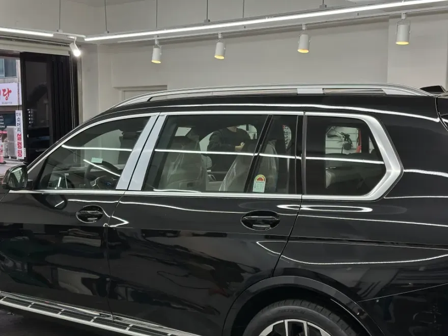 BMW X7のガラスコーティング事例｜費用目安・仕上がり 施工写真 1-2