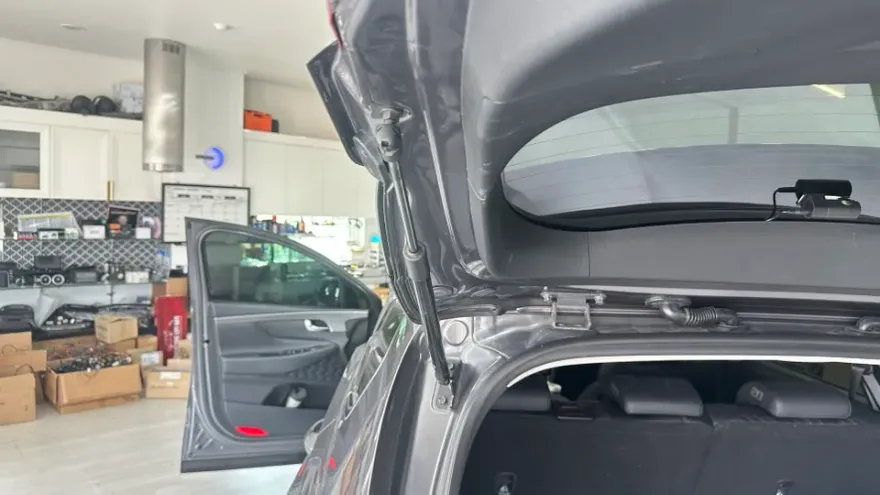 Hyundai Santa Fe TM oem options - Hyundai Santa Fe TM Power Tailgate Retrofit Review photo 3